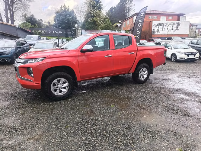 MITSUBISHI L200 KATANA CRT 2.4 4X4 - Imagen 12