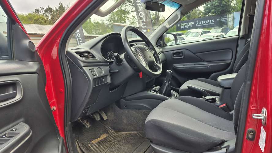 MITSUBISHI L200 KATANA CRT 2.4 4X4 2022 - Imagen 9