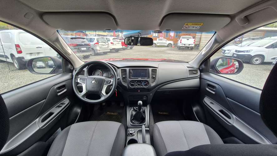 MITSUBISHI L200 KATANA CRT 2.4 4X4 2022 - Imagen 17