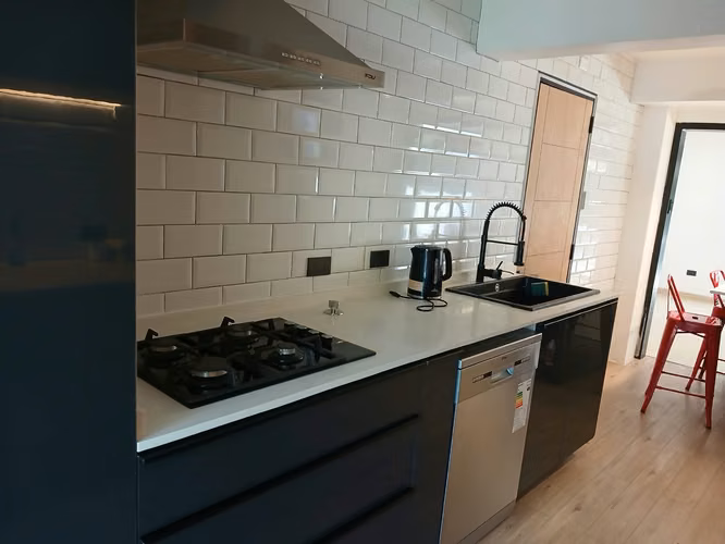 ARRIENDO CASA LA REINA 3 DORM 3 BAÑOS - Imagen 7