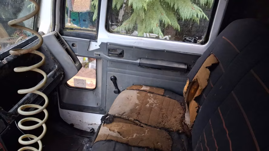 Camión Ford cargo para desarme