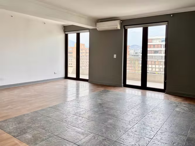 Gran departamento duplex en venta 3 dormitorios, escritorio, 276m2, Vitacura - Imagen 11