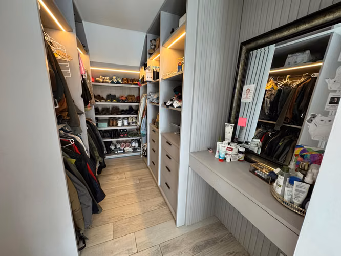 Cómoda casa recién remodelada en El Arrayán amplios dormitorios - Imagen 24