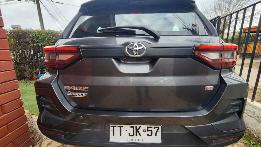 Toyota raize automática