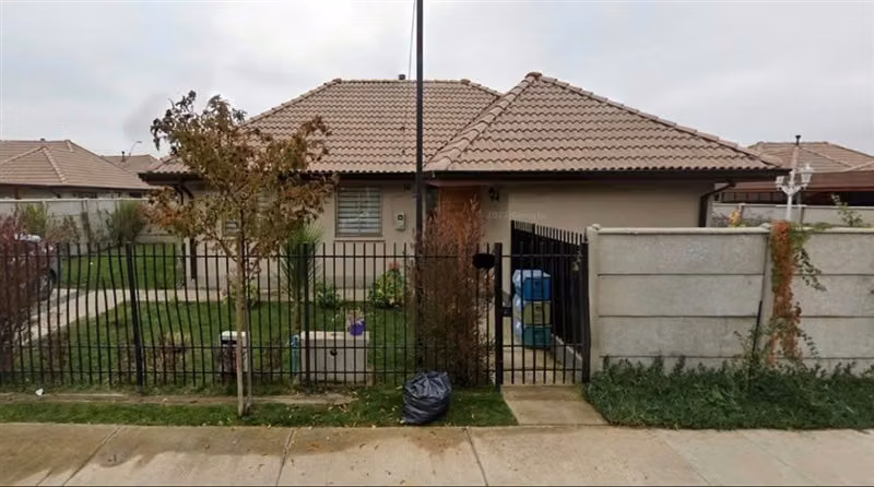 Casa en arriendo de 3 dorm. en Talca - Imagen 2