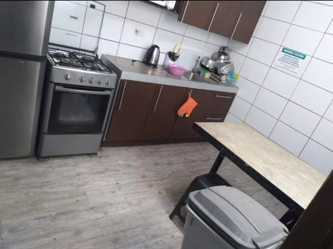 Se arrienda habitación - Imagen 5