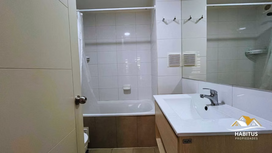 SE VENDE DEPARTAMENTO AV. 4 ESQUINAS SECTOR COSTERO - Imagen 12