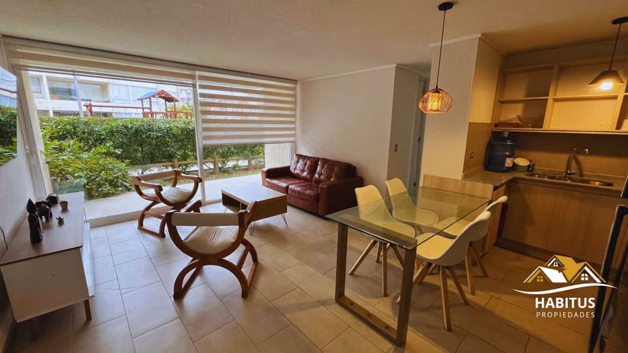 SE VENDE DEPARTAMENTO AV. 4 ESQUINAS SECTOR COSTERO - Imagen 2