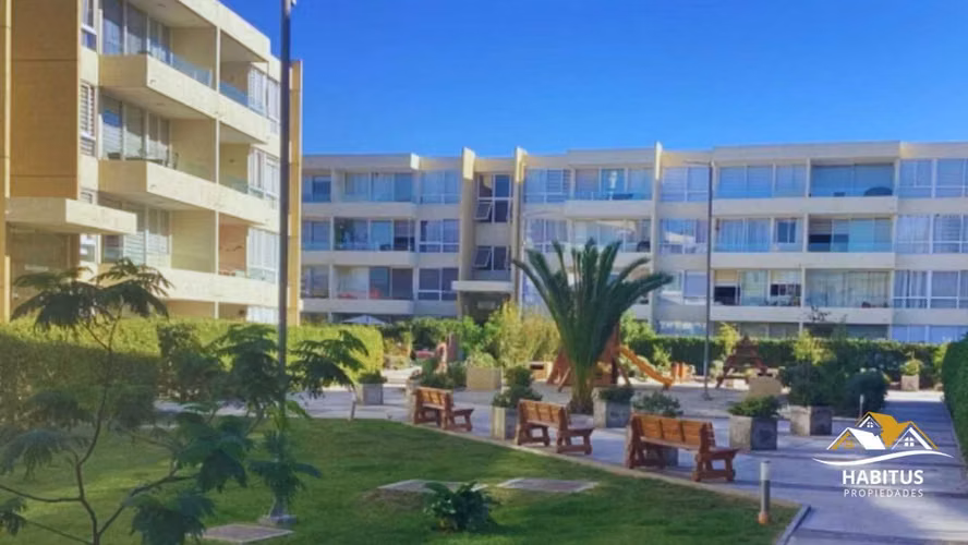SE VENDE DEPARTAMENTO AV. 4 ESQUINAS SECTOR COSTERO - Imagen 1