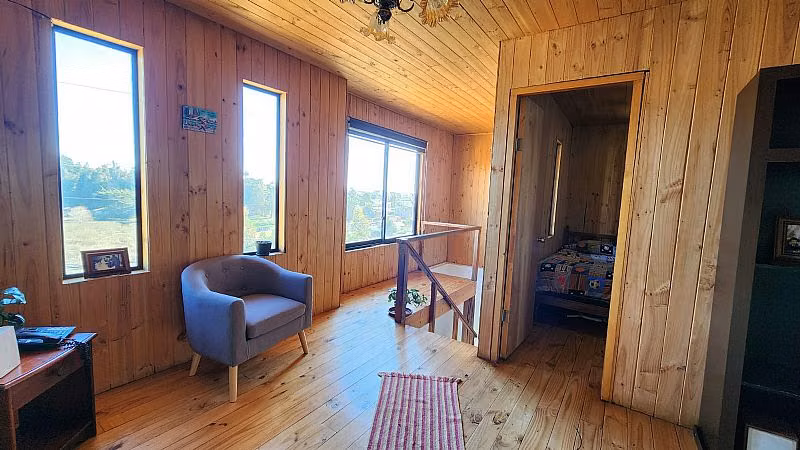 HERMOSA CASA CON TRES CABAÑAS EN VENTA EN PICHILEMU - Imagen 17