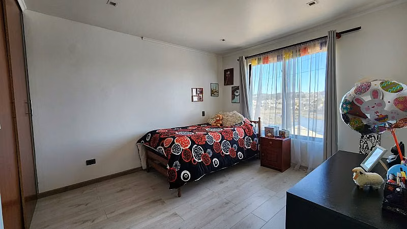 HERMOSA CASA CON TRES CABAÑAS EN VENTA EN PICHILEMU - Imagen 20