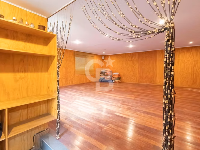 Casa en gran terreno de  338 m² | Metro Cristóbal Colón - Imagen 17