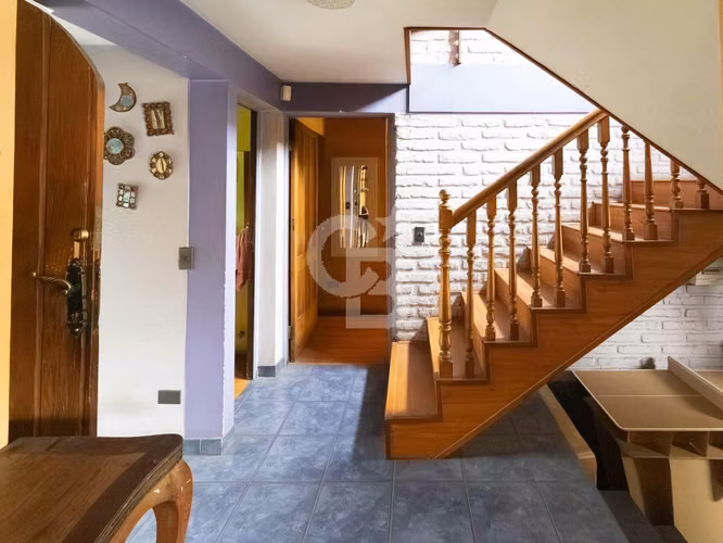 Casa en gran terreno de  338 m² | Metro Cristóbal Colón - Imagen 11