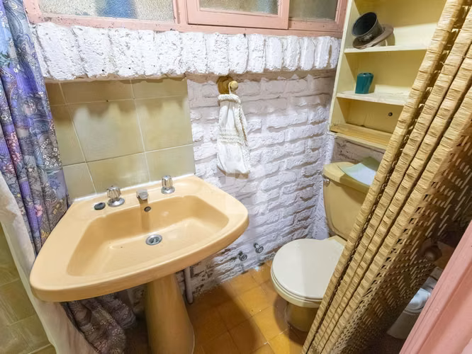 Casa en gran terreno de  338 m² | Metro Cristóbal Colón - Imagen 8