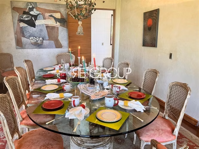 Casa en venta de 6 dorm. en Vitacura - Imagen 3