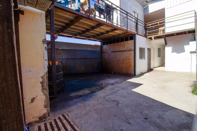 Casa 20 hab. en el centro de La Serena — inversión o renta - Imagen 3