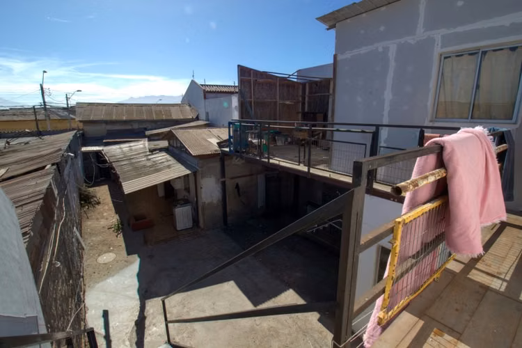 Casa 20 hab. en el centro de La Serena — inversión o renta - Imagen 7