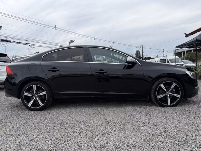 VOLVO S60 T5 2.0T  2018 - Imagen 5