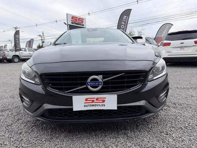 VOLVO S60 T5 2.0T  2018 - Imagen 3