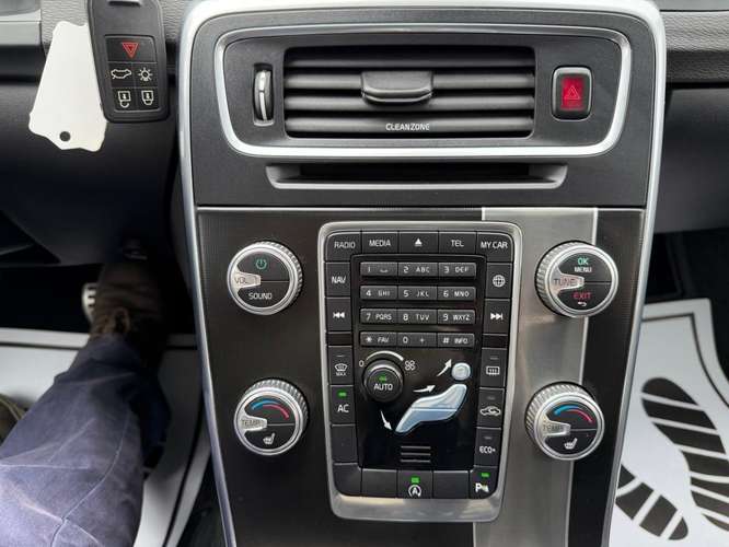 VOLVO S60 T5 2.0T  2018
