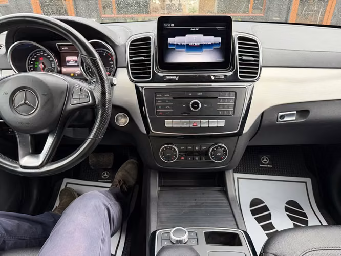 MERCEDES-BENZ GLE 400 4 MATIC COUPé 3.0 AT 2018 - Imagen 16