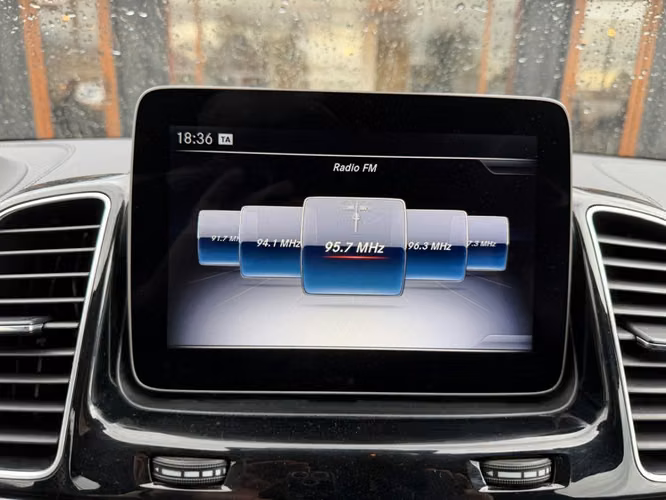 MERCEDES-BENZ GLE 400 4 MATIC COUPé 3.0 AT 2018 - Imagen 18