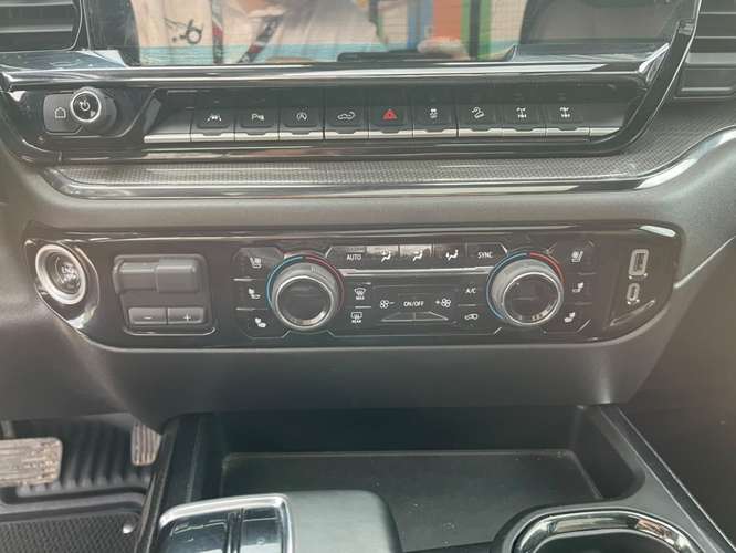 CHEVROLET SILVERADO ZR2 4X4 6.2 AUT 2023