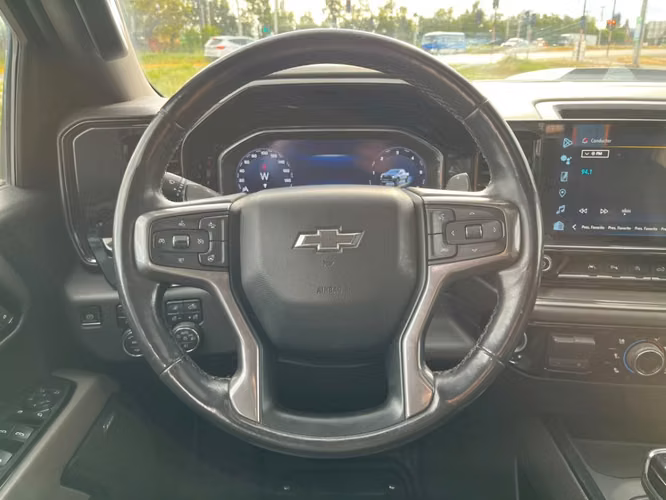 CHEVROLET SILVERADO ZR2 4X4 6.2 AUT 2023 - Imagen 20