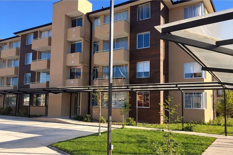 "excepcional depa céntrico en talca con terraza"