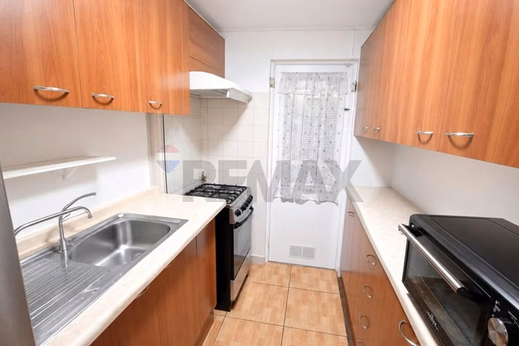 Se vende casa 4d / 2b roberto guzman las condes - Imagen 5