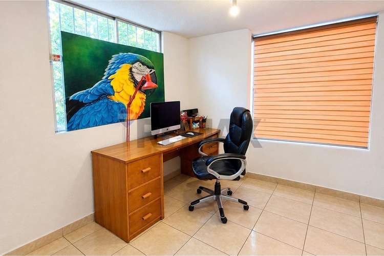 Casa de 5 dormitorios y 3 baños de 181mts2 total - Imagen 9