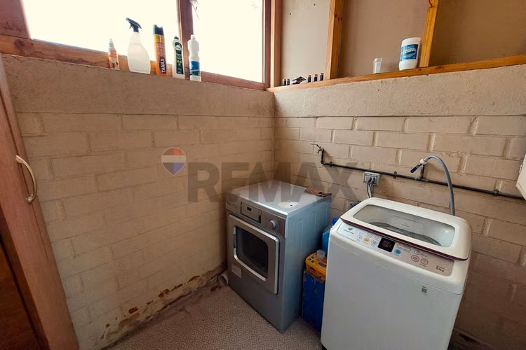 Casa de 5 dormitorios y 3 baños - Imagen 8