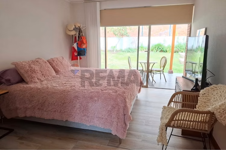Casa familiar con piscina en sector las pircas - Imagen 21