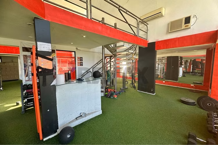 Local comercial av vitacura 19 m frente 6 estac - Imagen 6