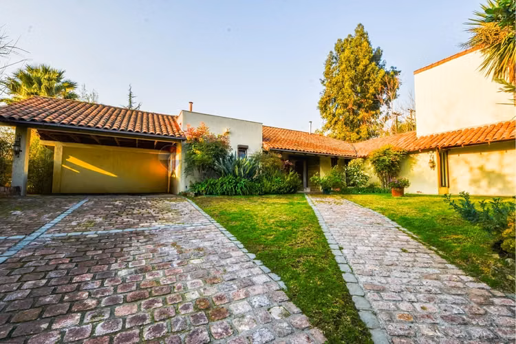 Casa peñalolen 5d+3b+4e, piscina, quincho, terraza - Imagen 25