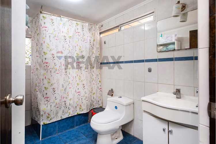 Oportunidad venta casa con piscina, quinta normal - Imagen 11