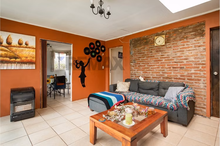Oportunidad venta casa con piscina, quinta normal - Imagen 12
