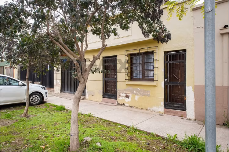 Oportunidad venta casa con piscina, quinta normal - Imagen 19