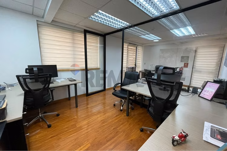 Oficina en mercoandes cerca a huechuraba - Imagen 7