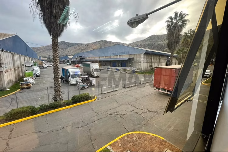 Oficina en mercoandes cerca a huechuraba - Imagen 16
