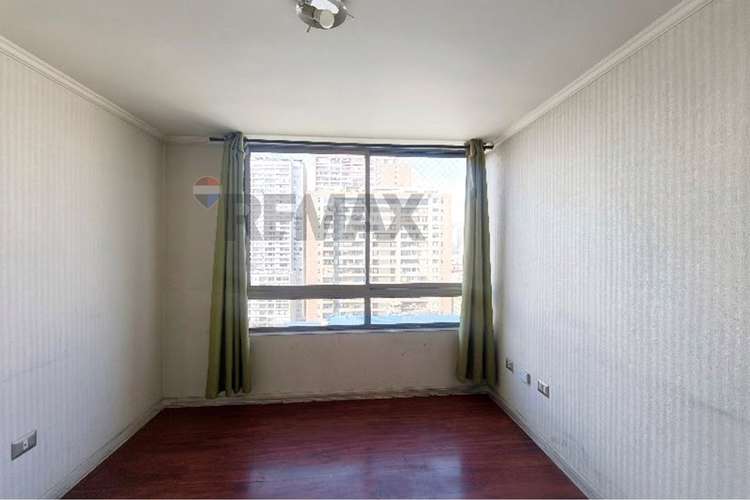 Arriendo depto 2d2b amplio con terraza y estac - Imagen 15