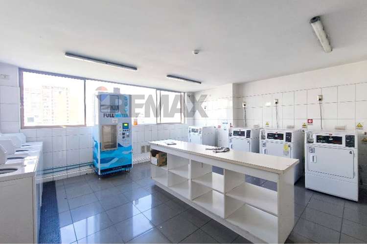 Arriendo depto 2d2b amplio con terraza y estac - Imagen 28