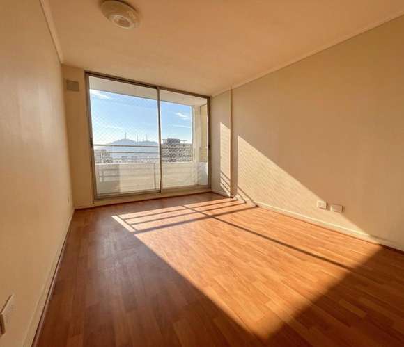 VISTA NORTE DESPEJADA A PASOS DEL METRO IRARRÁZAVAL - Imagen 4