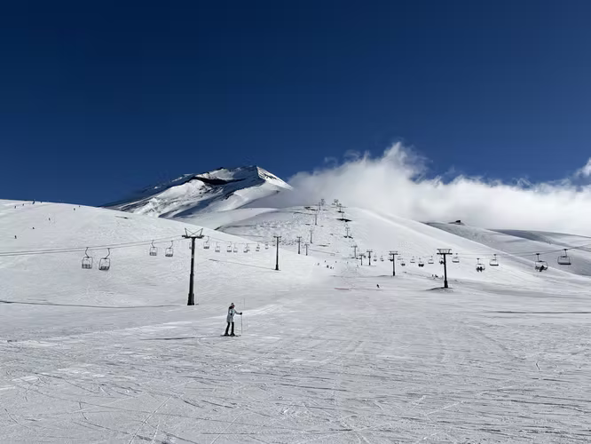 SE VENDE HERMOSA PARCELA ORILLA DE RIO 10200M2 MALALCAHUELLO - Imagen 13