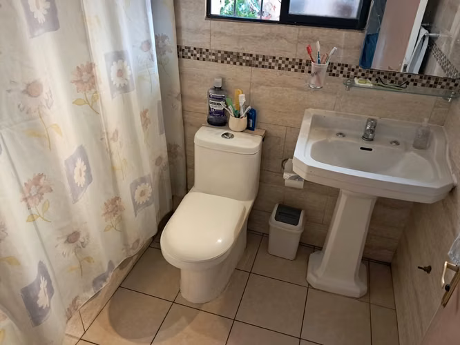 GRAN OPORTUNIDAD VENTA CASA PARA REMODELAR  LA CISTERNA - Imagen 18
