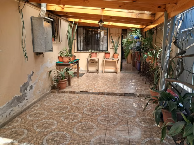 GRAN OPORTUNIDAD VENTA CASA PARA REMODELAR  LA CISTERNA - Imagen 5