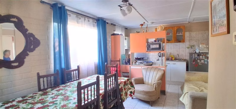 CASA PASAJE 801 - Imagen 7