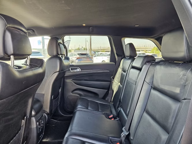 Jeep Grand Cherokee 3.6 Limited Lx At 4x4 2022 - Imagen 8