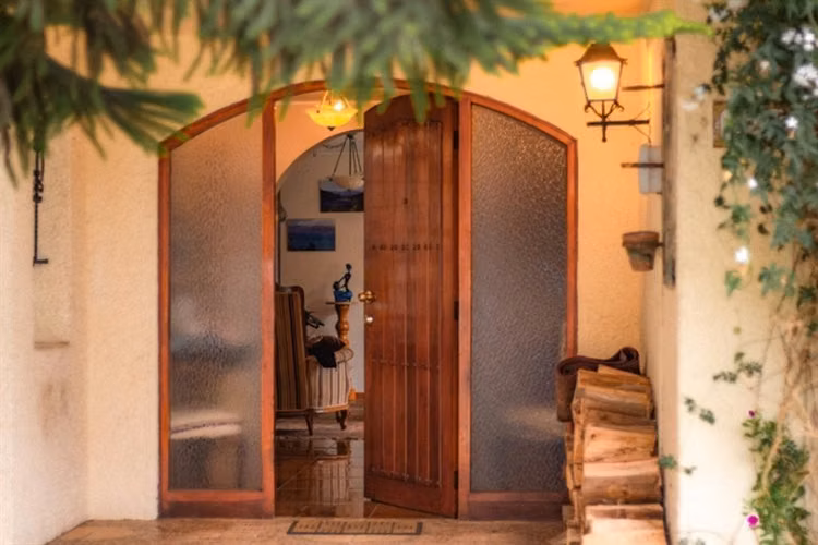 Casa en venta de 5 dorm. en Concón