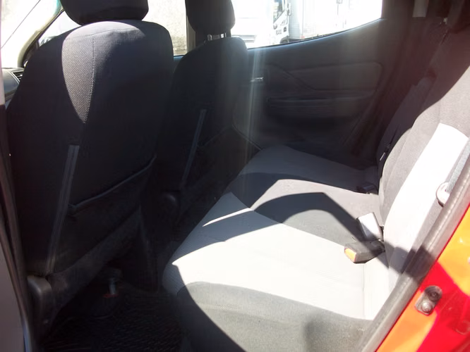camioneta mitsubishi  l200 katana cr2.4 diesel 4x2 2018 - Imagen 5